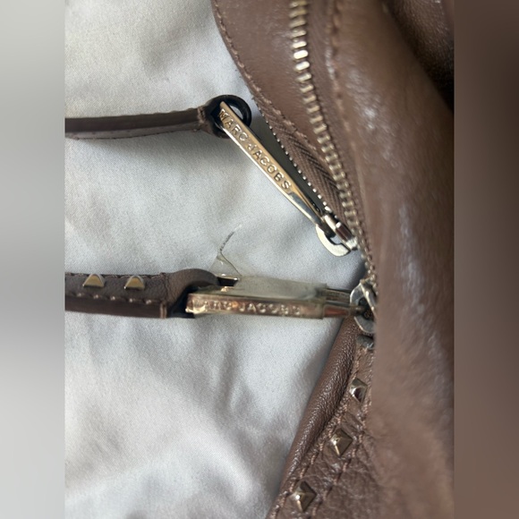 Marc Jacobs Tan Leather Shoulder Bag - Picture 5 of 8